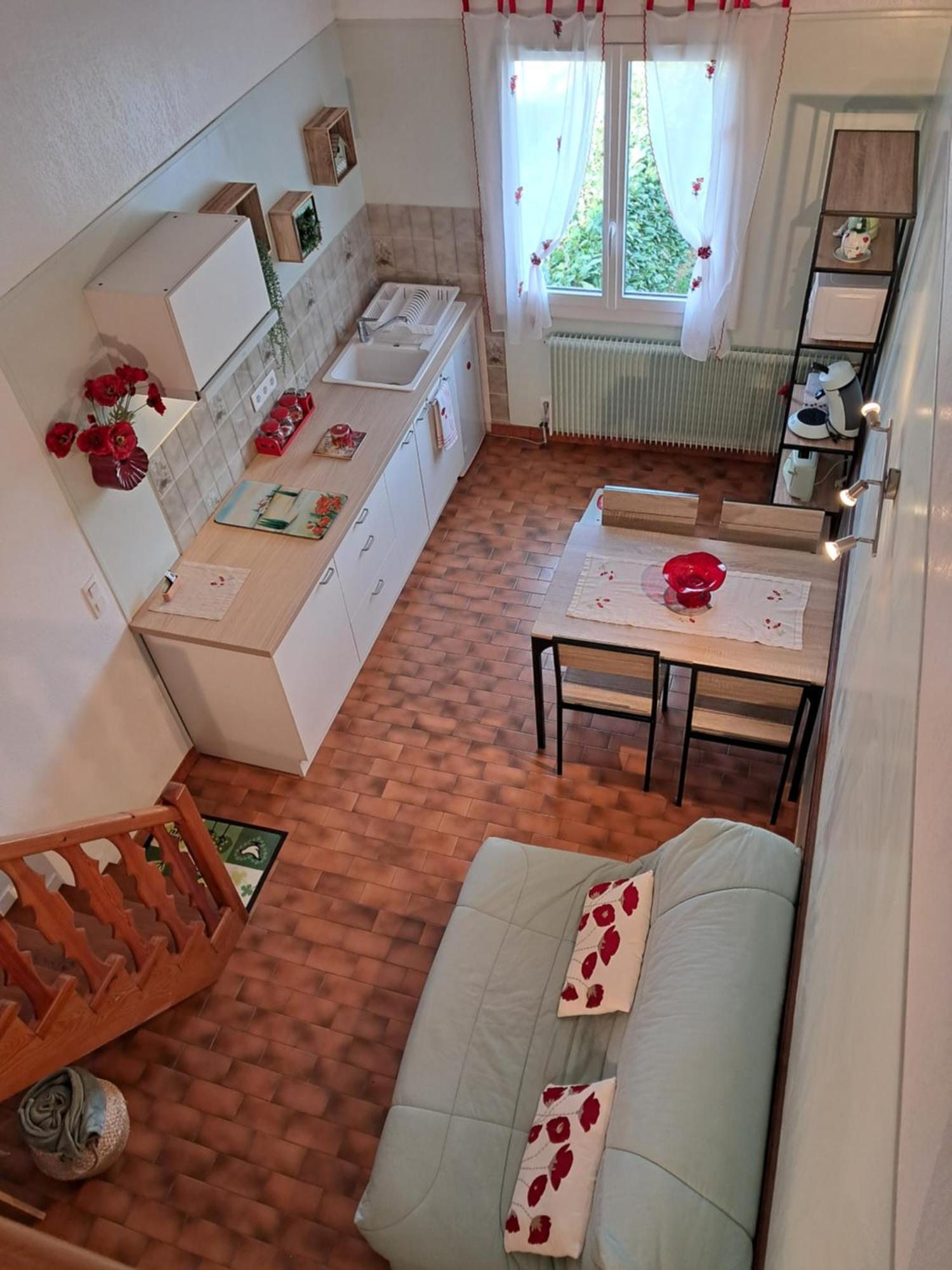Les Coquelicots. Apartment *